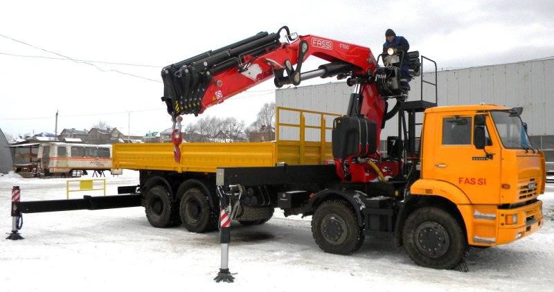 КМУ кран-манипулятор Fassi f700