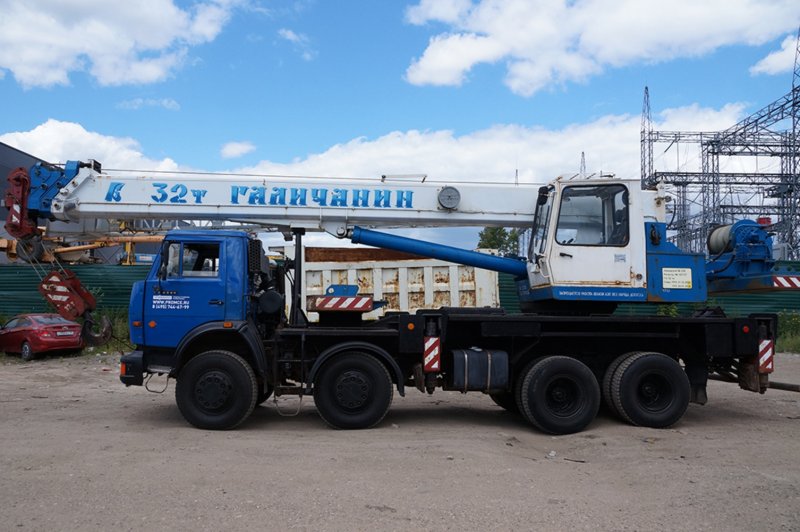 КАМАЗ автокран Галичанин 32 тонны