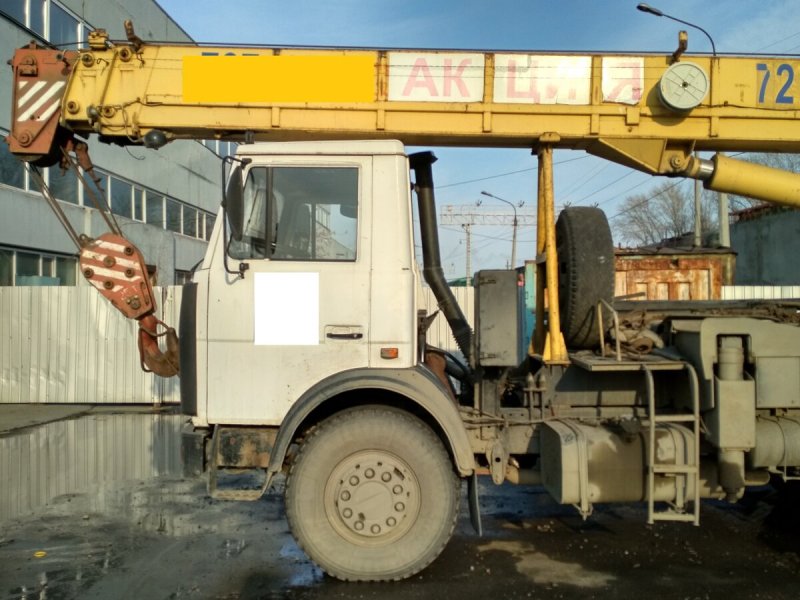 Автокран МАЗ 25 тонн