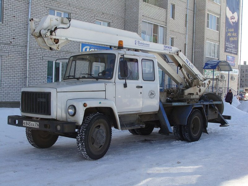 ГАЗ 3306 автовышка
