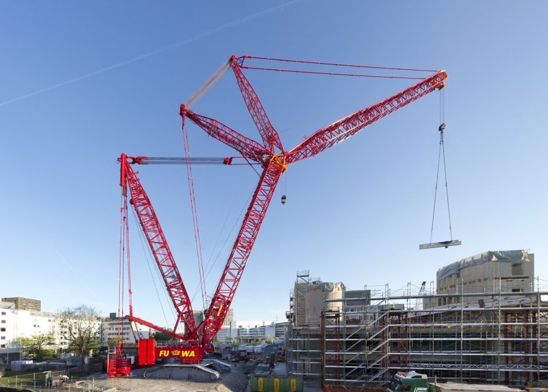 Liebherr lr11000 Crane