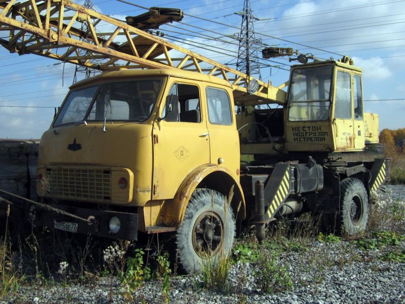 Автокран МАЗ -3562