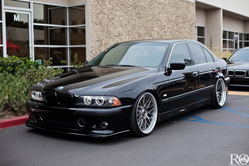 BMW e39 Black