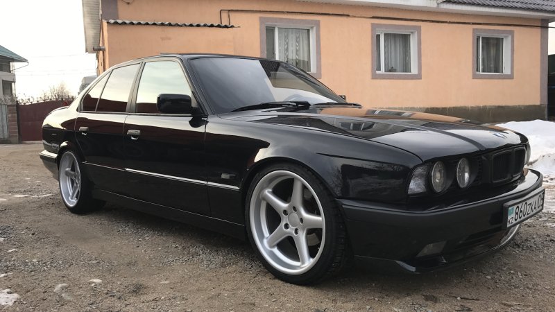 BMW e34 матовая