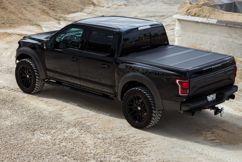 Ford f 150 Raptor черный