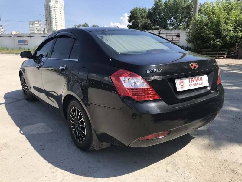 Geely Emgrand 7 черный