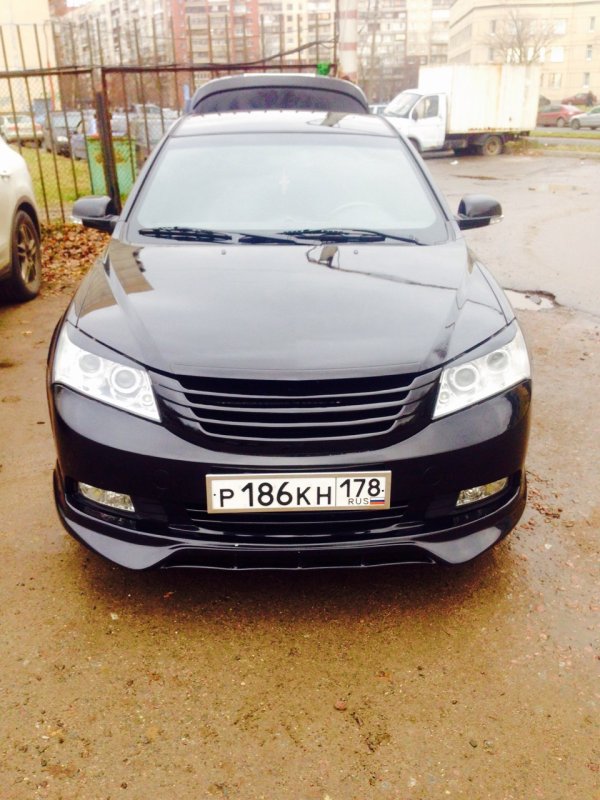 Geely Emgrand ec7 черная решетка