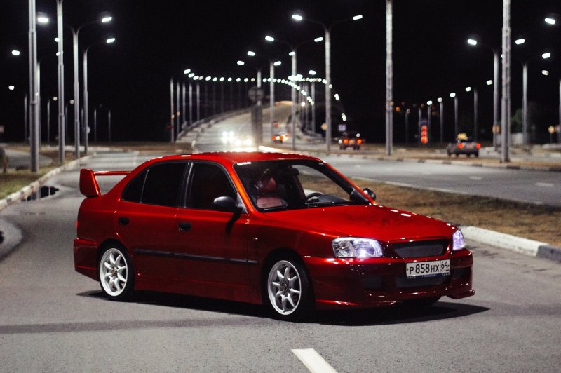 Hyundai Accent 2008 красный