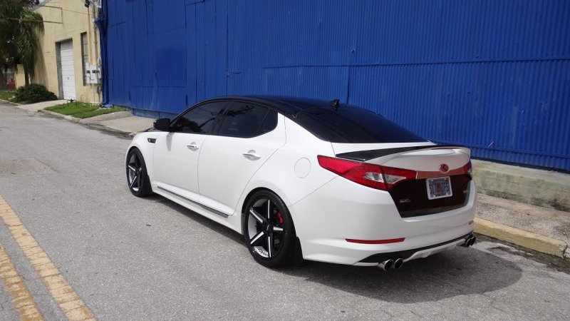 Kia Optima White Tuning