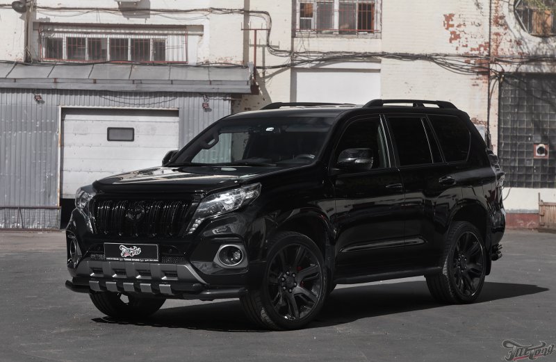 Toyota Land Cruiser 150 Prado Black Tuning