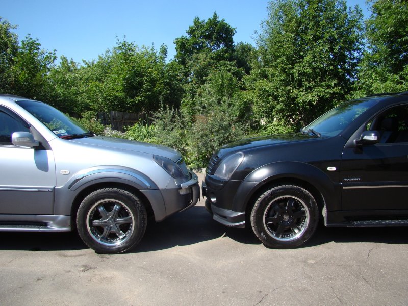 SSANGYONG Rexton r18