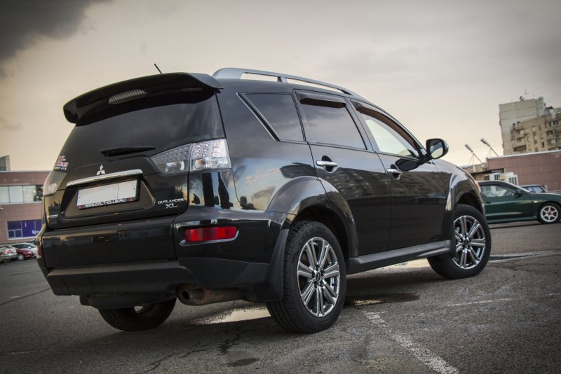 Mitsubishi Outlander XL 2008