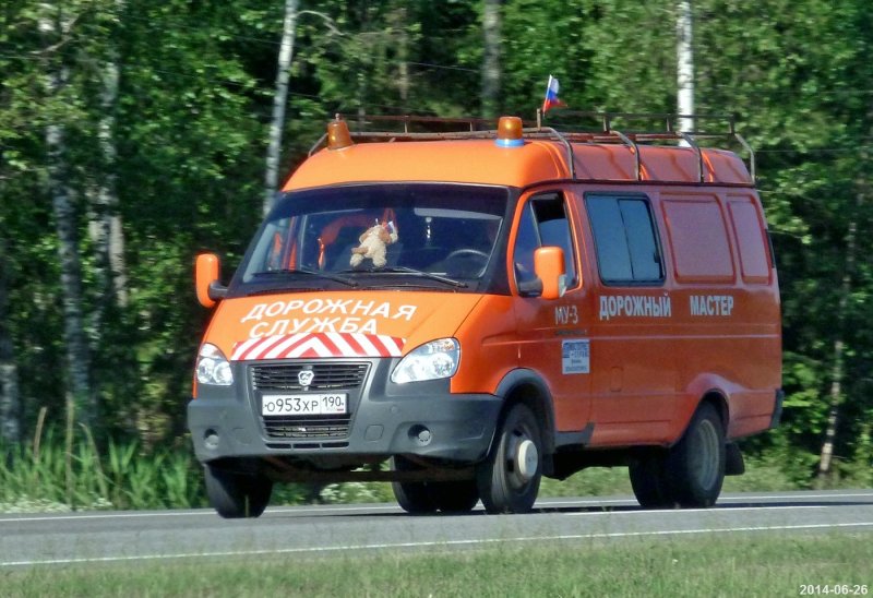 ГАЗ 2705 автомобиль "дорожный мастер"