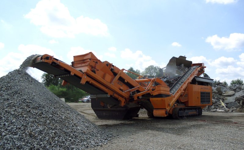 Дробилки для щебня Komatsu