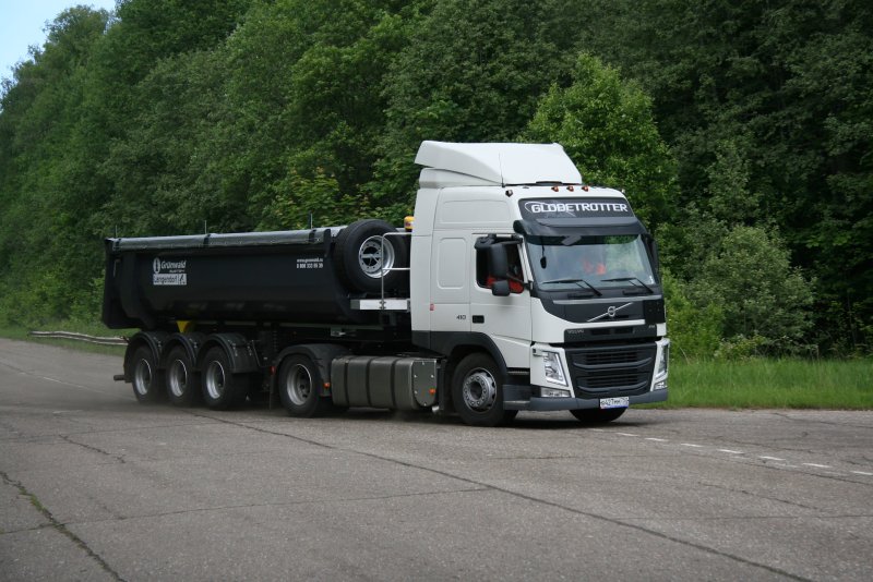 Volvo fh16 с самосвальным полуприцепом