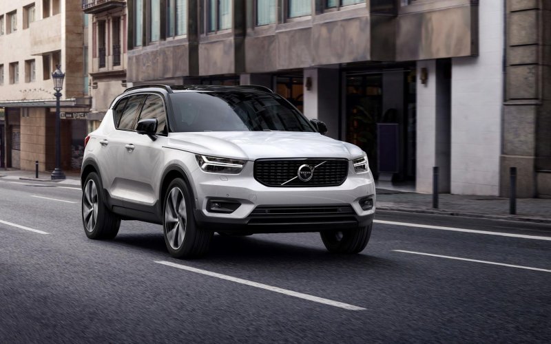 Вольво xc40 новая