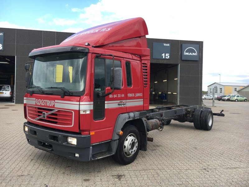 Volvo FL 220