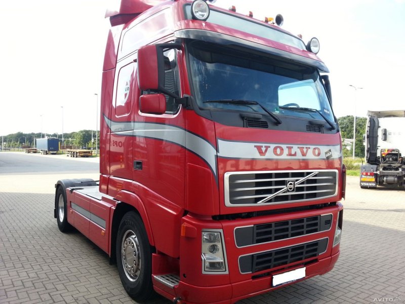 Volvo fh12 Red