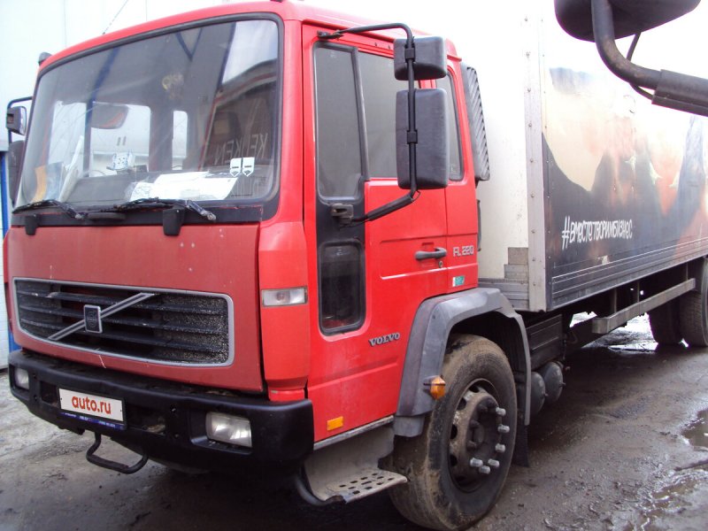 6899338 Volvo fl6