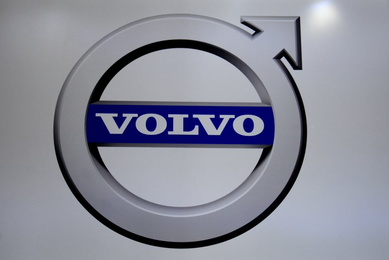 Volvo logo 193