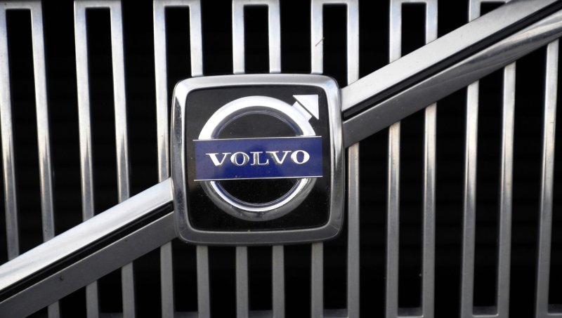 Эмблема грузовика Volvo