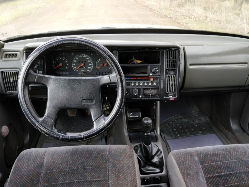 Volvo 460 Interior