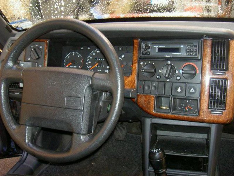 Volvo 440 салон