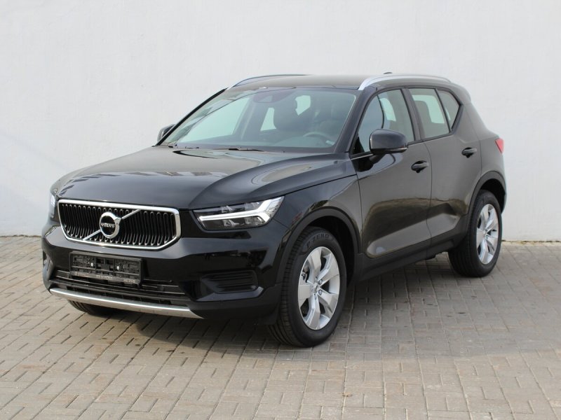 Volvo 40 xc40 черная