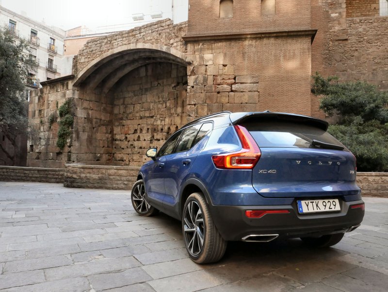 Volvo xc40 клиренс