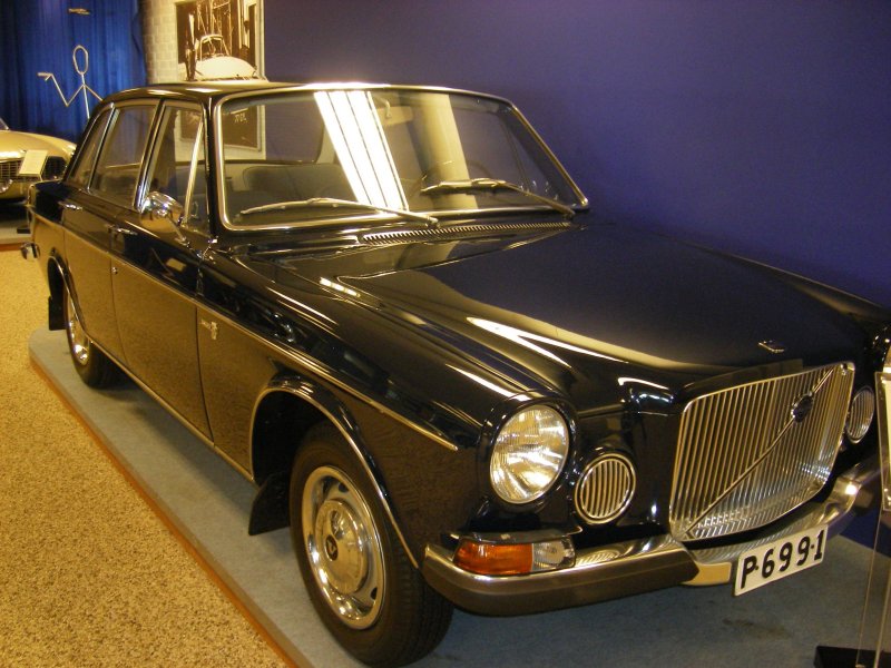 Volvo 164