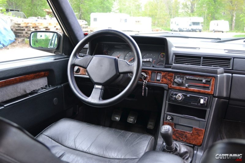 Volvo 940 1990 Interior