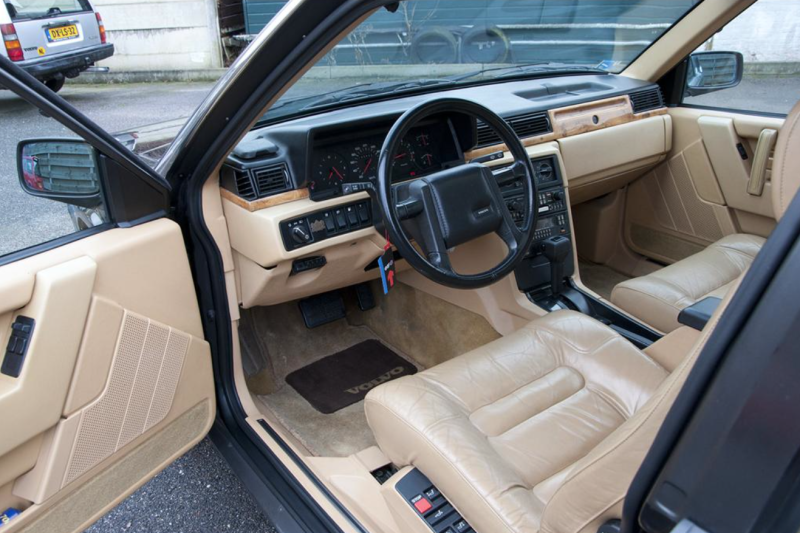 Volvo 760 Interior