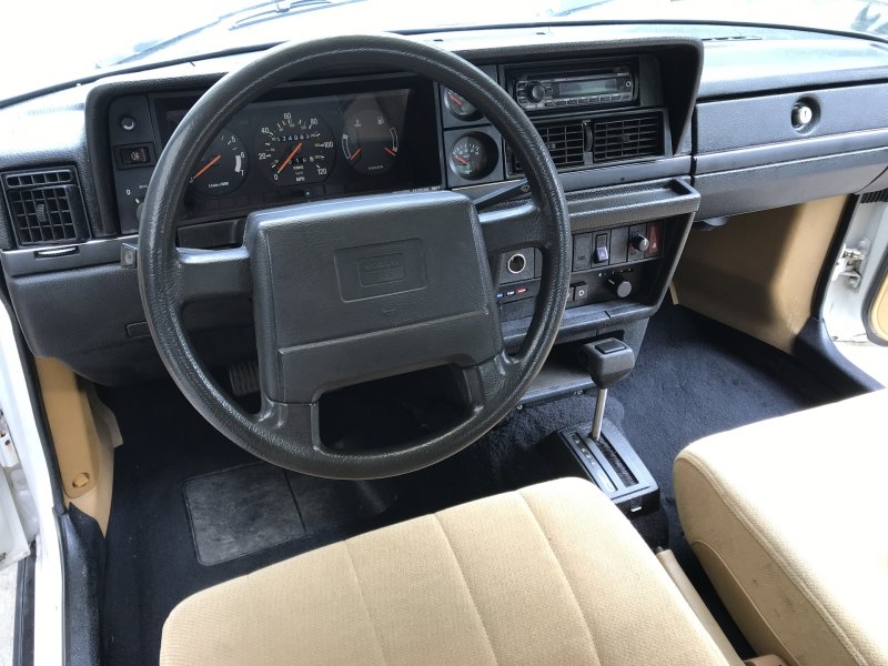 Volvo 240 универсал салон