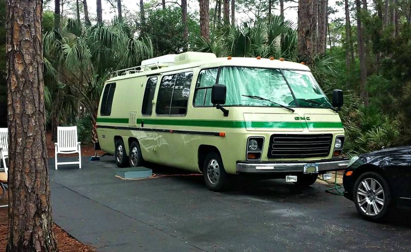 GMC RV Camper 1976