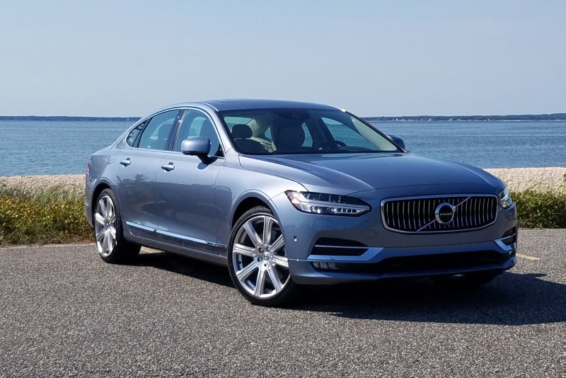 Volvo s90 2010