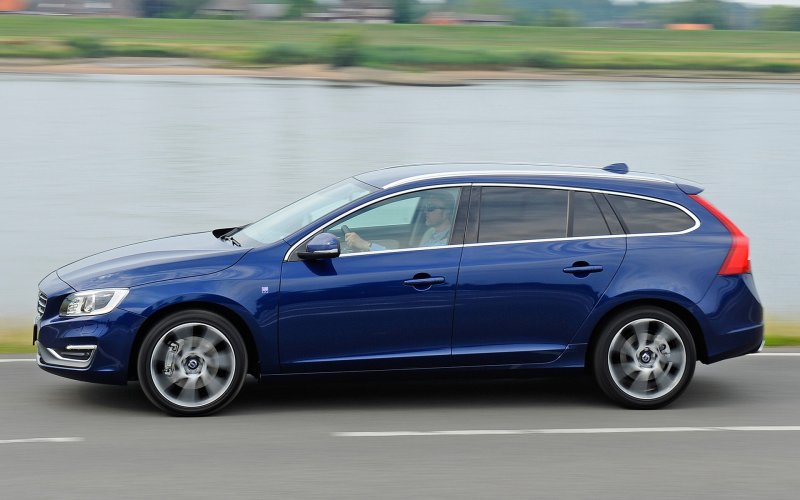 Volvo v60 2014