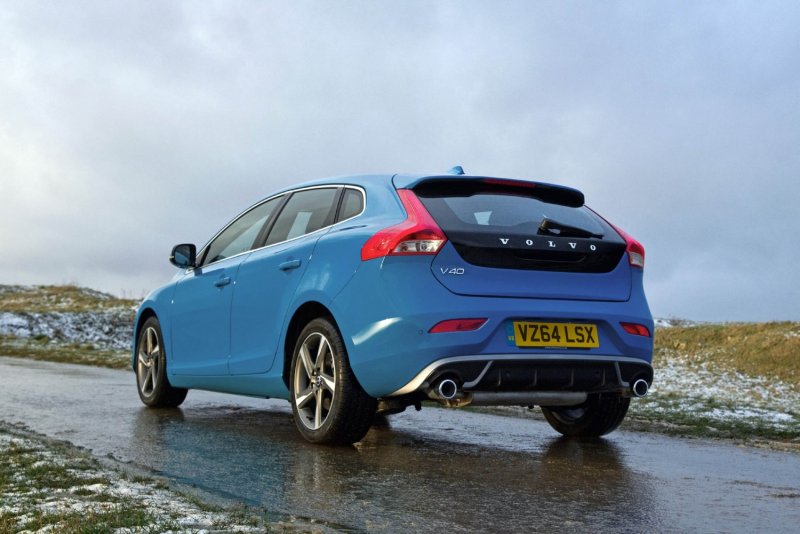 Volvo v40 2014