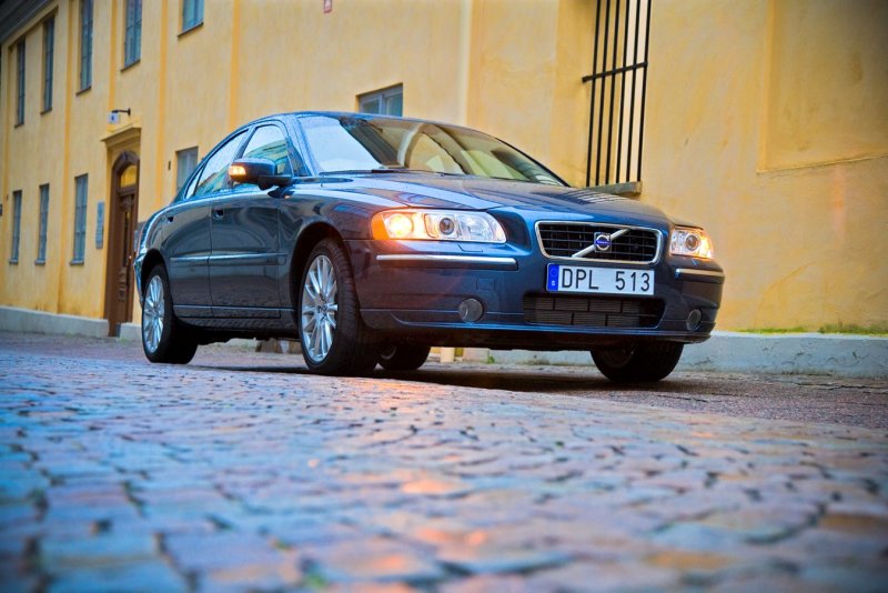 Volvo s60 1 поколения