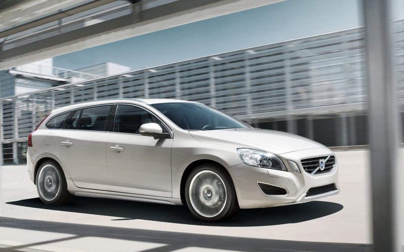 Volvo v60 универсал 2011