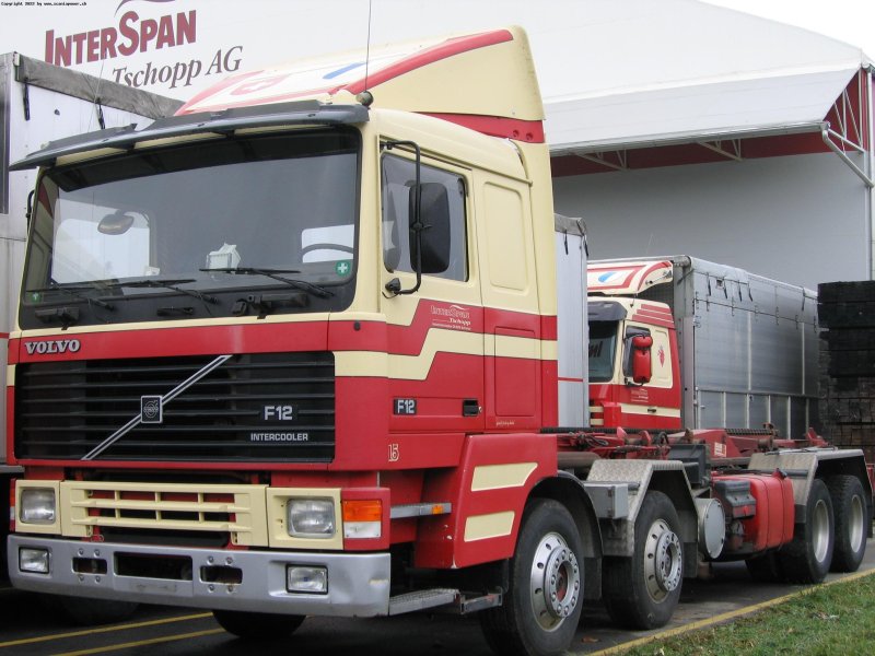 Volvo f240