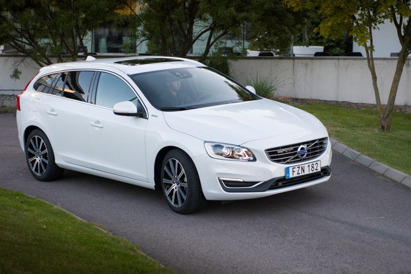 Volvo v60 d5