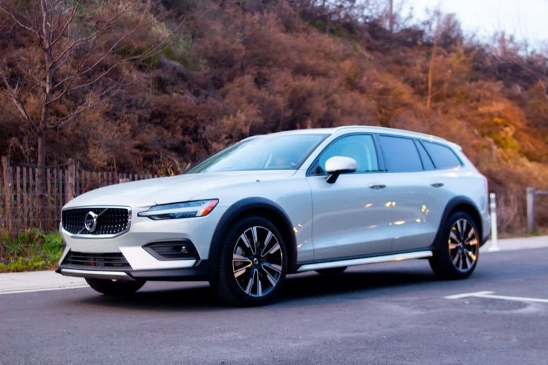 Volvo v60 2020