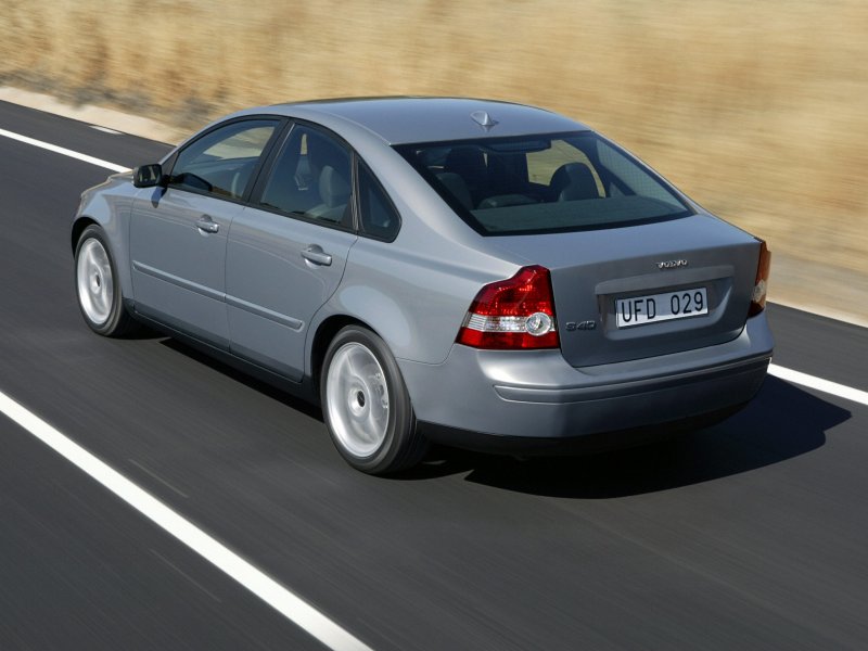 Volvo s40 II 2004 - 2007 седан