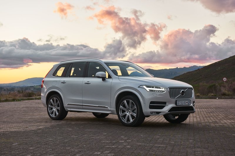 Volvo джип xc90 2020