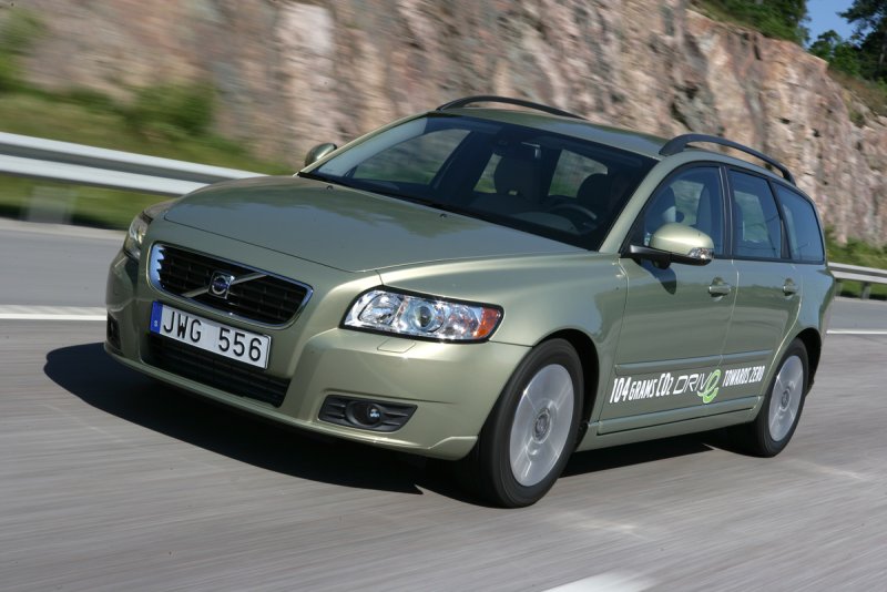 Volvo v50 2010