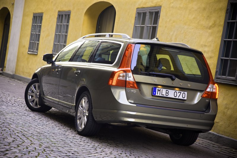 Volvo v70 III