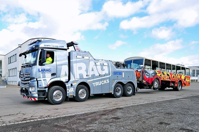 Mercedes-Benz Arocs эвакуатор