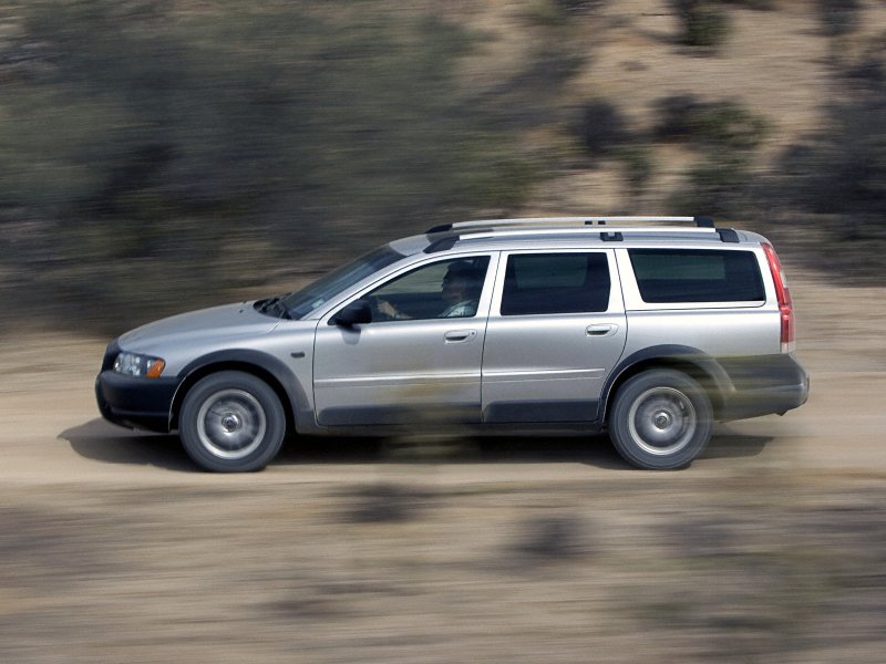 Volvo xc70 II