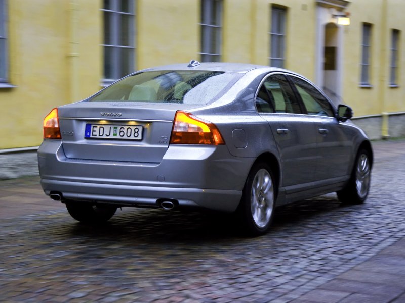 Volvo седан s80