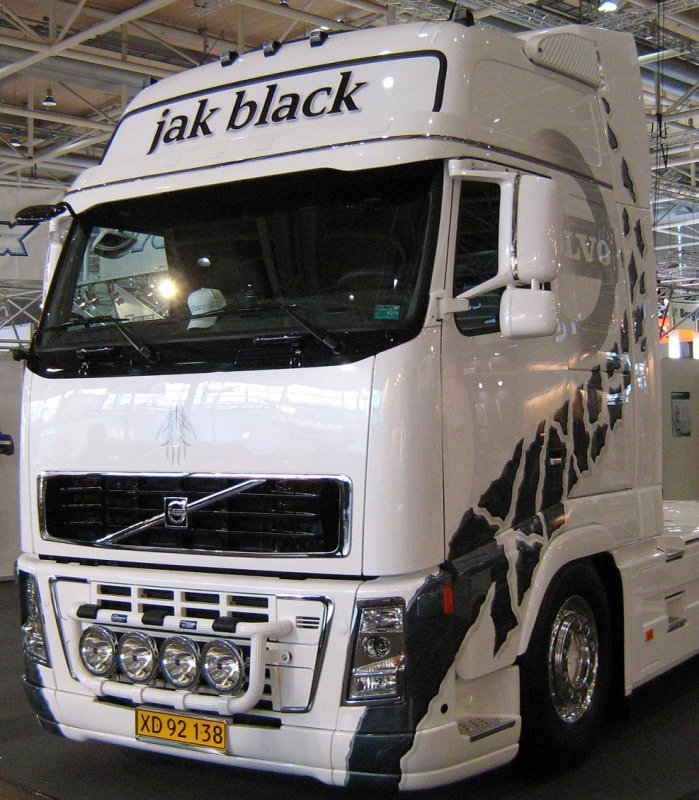 Volvo FH White Tuning